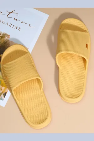 Mast & Harbour Women Rubber Sliders