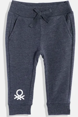 Benetton Boys Solid Jogger with Brand Logo Print