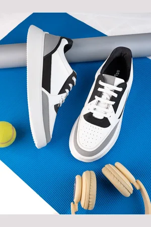 Styli Men White Colourblocked Comfort Insole Contrast Sole Lace-Up Sneakers
