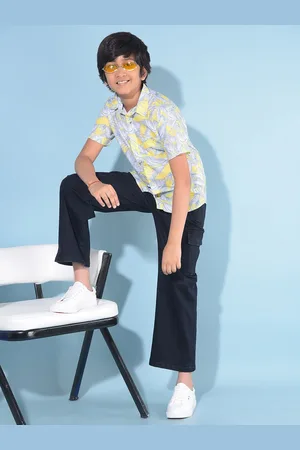 Crimsoune Club Boys Classic Slim Fit Floral Printed Casual Shirt