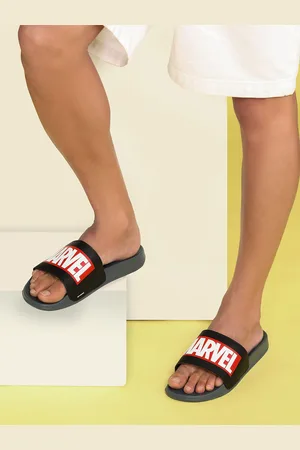 PARAGON Men Marvel Printed Anti-Skid Sliders EVMK10922