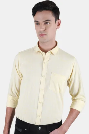 Duke Men Slim Fit Opaque Casual Shirt
