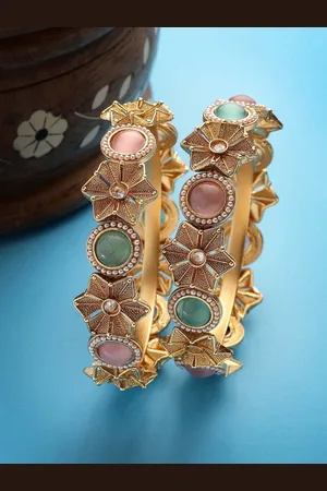 karatcart Set Of 2 Gold Plated Stone Studded Bangles