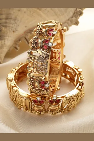 karatcart Set Of 2 Gold Plated Kundan Studded Bangles