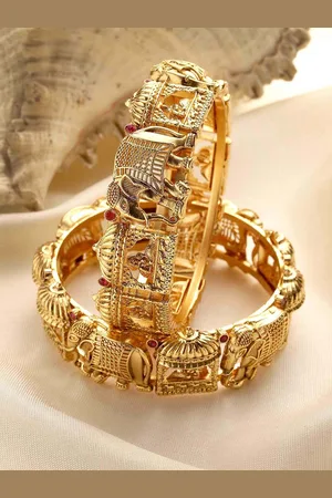 karatcart Set Of 2 Gold-Plated Kundan Studded Bangles
