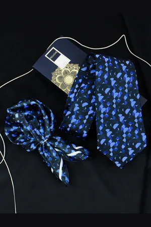 PELUCHE Midnight Matrix Men Accessory Gift Set of Neck Tie & Pocket Square Set
