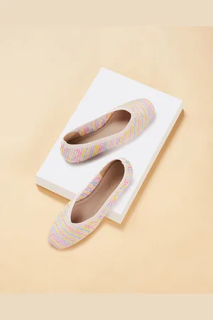 Pantaloons Textured Square Toe Ballerinas