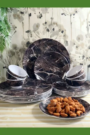 Aura Brown & Pieces Printed Melamine Glossy Dinner Set