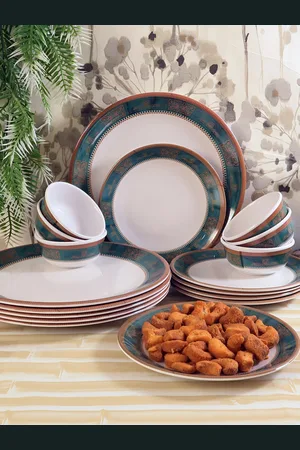Aura White & Green Pieces Printed Melamine Glossy Dinner Set