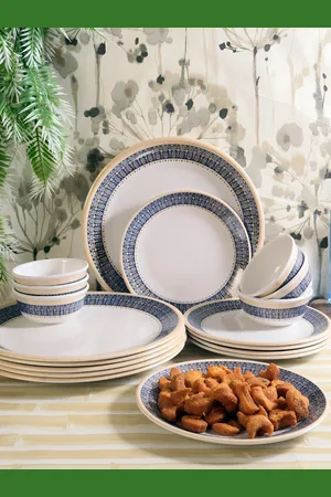Aura White & Pieces Printed Melamine Glossy Dinner Set