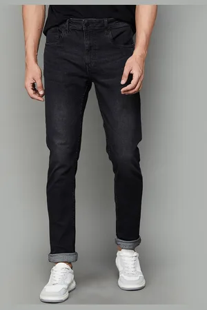 Lifestyle Men Tapered Fit Mid-Rise Clean Look Cotton Jeans
