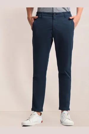 U.S. Polo Assn. Men Slim Fit Mid-Rise Chinos Trousers