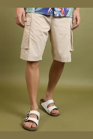 Highlander Men Beige Mid-Rise Cotton Cargo Shorts