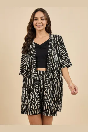 Azira Printed Top & Shorts Co-Ords With Shrug