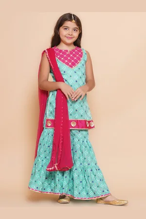 Bhama Girls Ethnic Motifs Printed Gotta Patti Straight Kurti Set