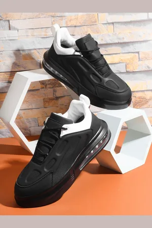 THE WHITE POLE Men Textured Lace Up Lightweight Memory Foam Sneakers