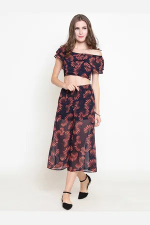 Sera Women Navy Blue & Red Printed Top with Palazzos