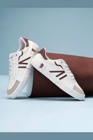 Red Tape Women Solid Lace Up Sneakers