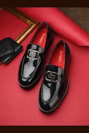 San Frissco Men Formal Slip-On Loafers
