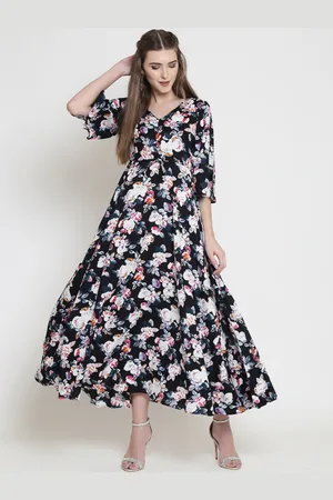 Sera Women Black Floral Print Fit and Flare Maxi Dress