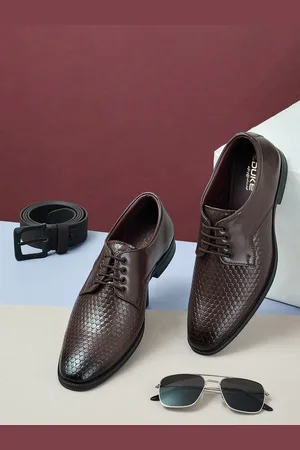 Duke Men Textured Formal Derbys