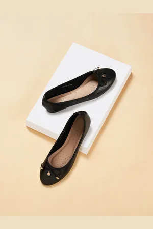 Pantaloons Textured Round Toe Ballerinas