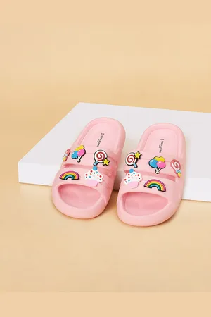 Pantaloons Girls Self Design Sliders