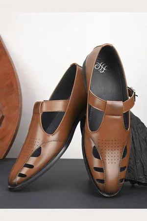 House of Pataudi Men Textured Shoe Style Sandals