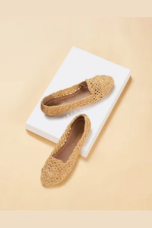 Pantaloons Textured Round Toe Textile Ballerinas