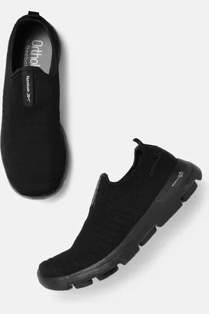 Reebok Men Woven Design & Striped Walk Comfortize Shoes