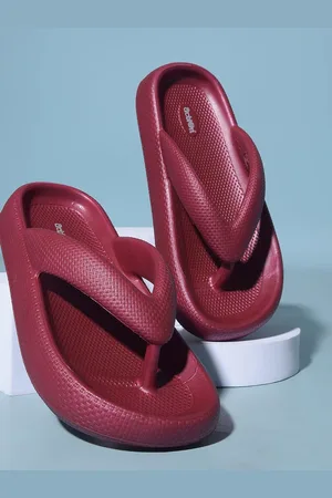 ACTION Women Textured Thong Flip-Flops
