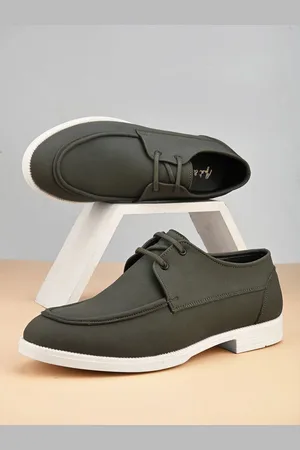 Mast & Harbour Men Round Toe Lightweight Memory Foam Sneakers