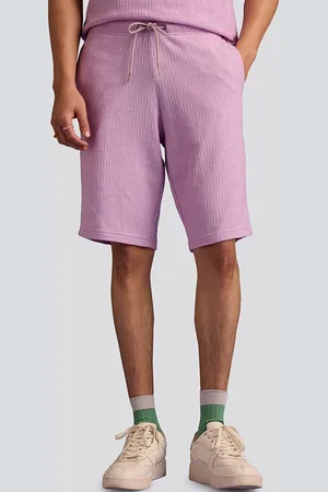 Muvazo Men Mid-Rise Geometric Self Design Cotton Shorts