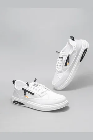 TRY ME Men Textured Lightweight Memory Foam Contrast Sole Canvas Lace-Up Sneakers