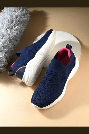 HRX Women Mesh Walking Shoes