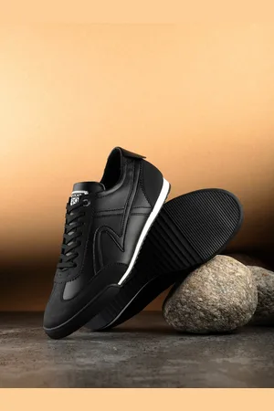 SPYKAR Men Round Toe Sneakers