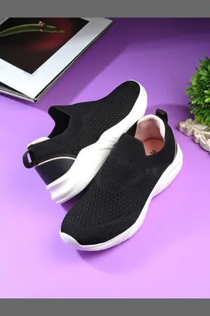 HRX Women Mesh Walking Shoes