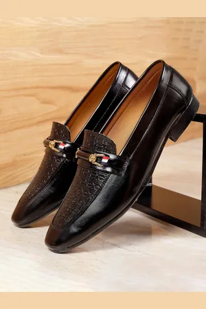 BXXY Men Textured Formal Slip On Shoes