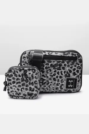 Under Armour Crossbody Printed Structured Sling Bag With Pouch