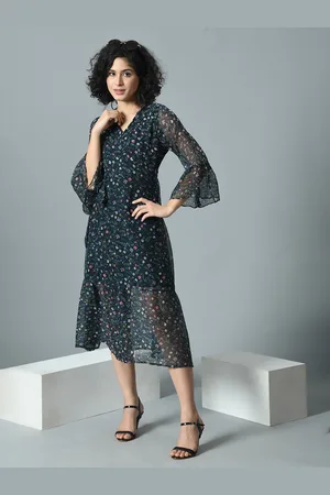 HERE&NOW Women Floral Print Bell Sleeve Georgette A-Line Midi Dress