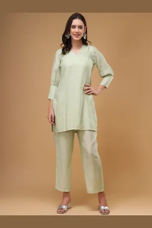 Bani Women Self Design Cuffed Sleeves Tunic With Trouser