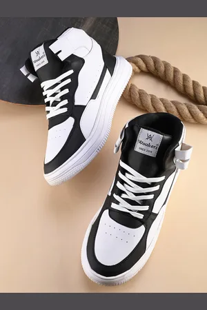 WOAKERS Men Colourblocked Lightweight Comfort Insole Contrast Sole Sneakers