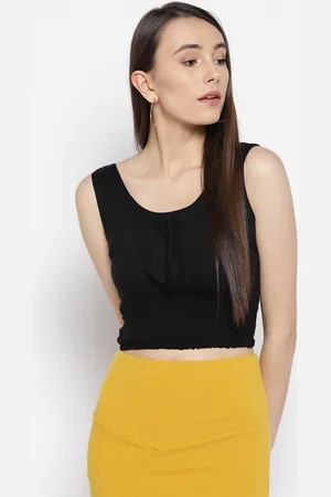 Sera Women Black Solid Crop Fitted Top