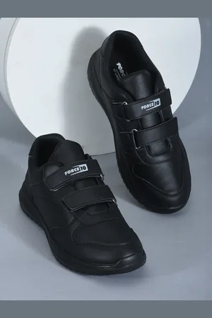 Liberty Kids Round Toe Lightweight Slip-On Sneakers