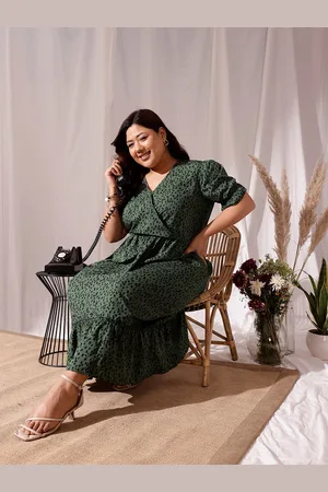 CURVY STREET Plus Size Geometric Print V-Neck Short Puff Sleeveless Wrap Midi Dress