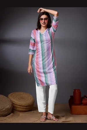 Ishin Geometric Printed V-Neck Crepe Straight Kurta