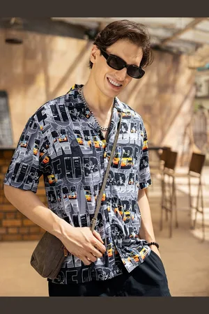 Bewakoof Graphic Printed Cuban Collar Relaxed Shirt