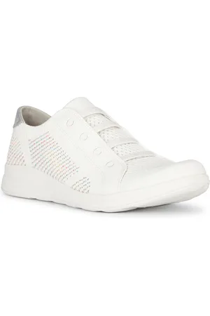 Naturalizer Women Round Toe Textile Sneakers