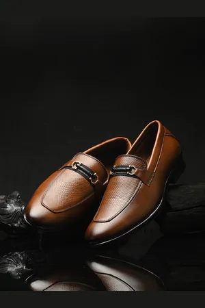 House of Pataudi Men Textured Slip On Formal Loafers