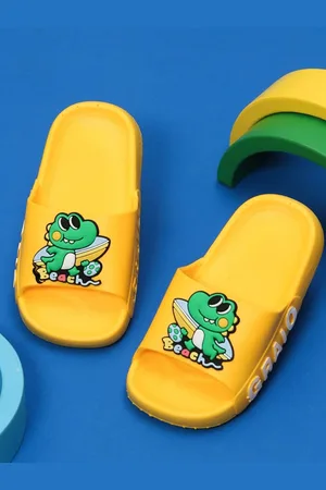 Yellow bee Boys Textured Sliders